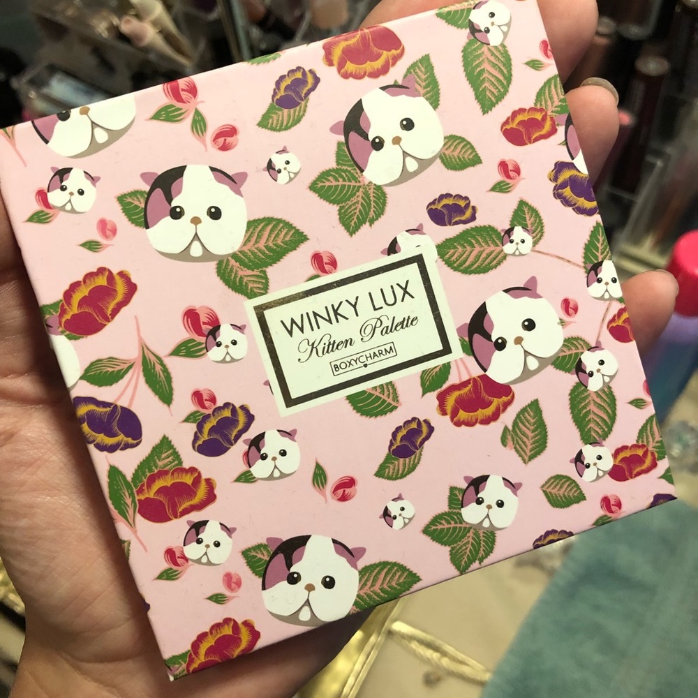 Winky Lux kitten eyeshadow palette